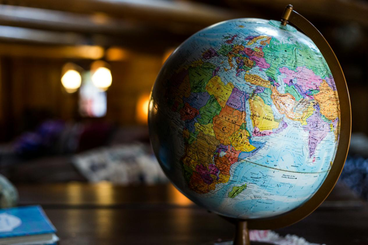 Table globe