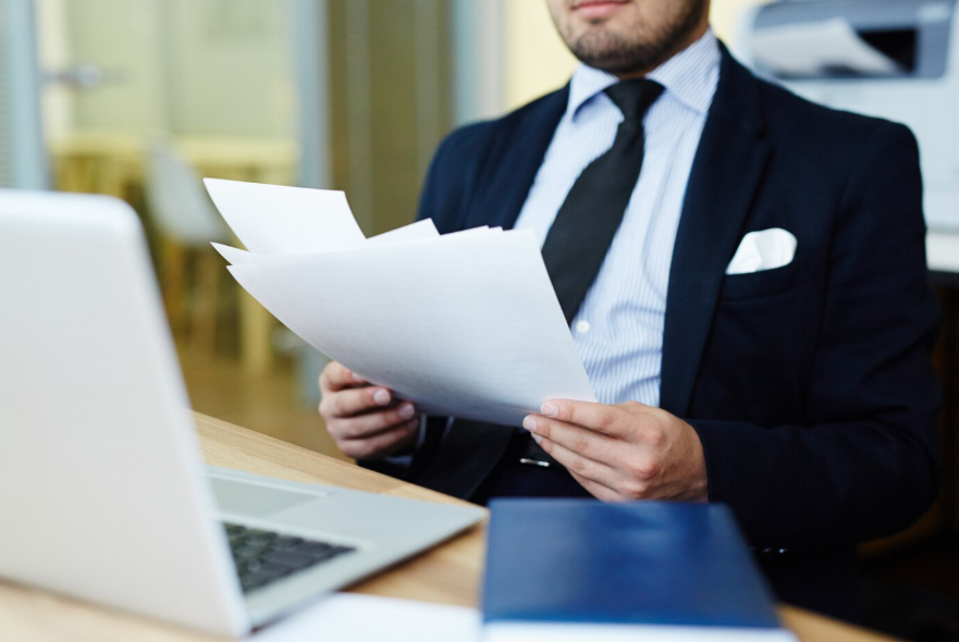 Certified legal translator preventing translation errors in legal papers